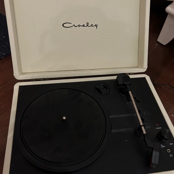 Other - Crosley record player🤍